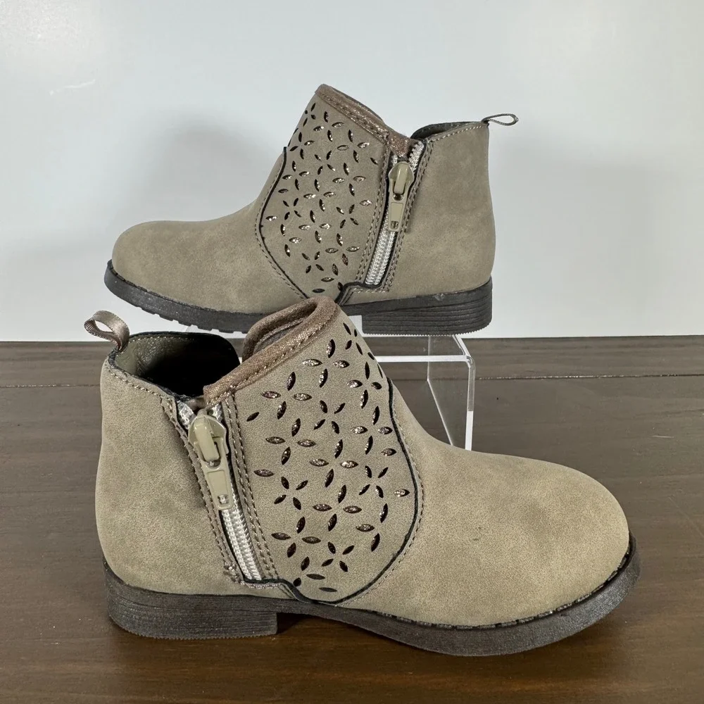OshKosh Bgosh Estell Ankle Boots Taupe Glitter Laser Cut Zipper Toddler Size 10M